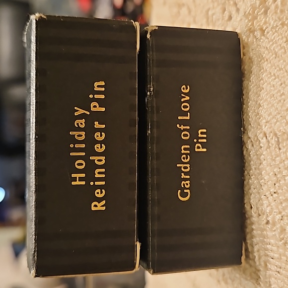 Vintage set Reindeer and Wheelbarrow of Hearts - Picture 11 of 11